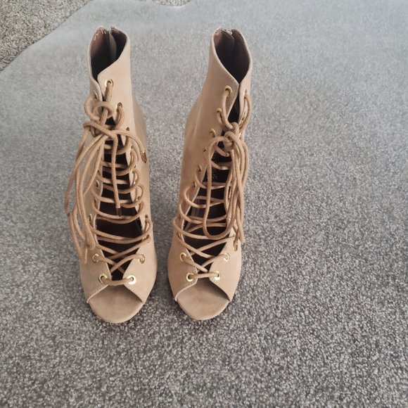 Shoe Republic LA Shoes - Shoe Republic LA heels